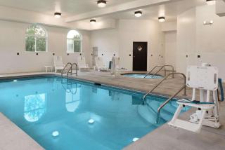 Country Inn & Suites by Radisson, Cedar Rapids Airport, IA - Cedar Rapids - 2