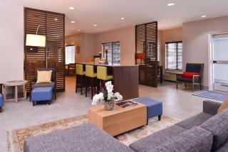 Country Inn & Suites by Radisson, Omaha Airport, IA - Omaha - 7