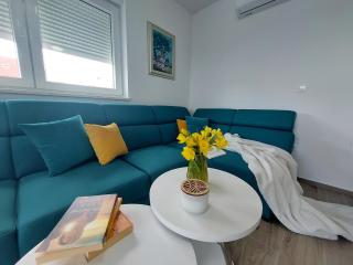 Apartments with parking space Rogoznica - 22157 - 8