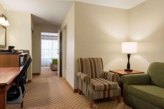 Country Inn & Suites by Radisson, Peoria North, IL - Peoria - 2