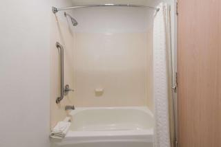 Country Inn & Suites by Radisson, Wichita East, KS - Wichita - 2
