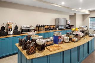 Country Inn & Suites by Radisson, Baltimore North, MD - White Marsh - 1