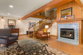 Country Inn & Suites by Radisson, Holland, MI - 7