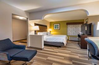 Country Inn & Suites by Radisson, South Haven, MI - 5