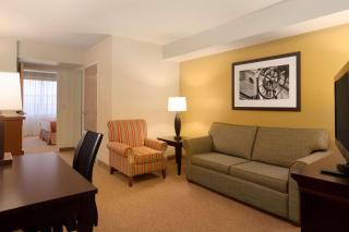Country Inn & Suites by Radisson, Dundee, MI - 4