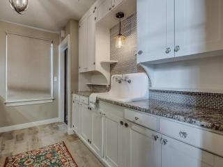 Cozy Crestwood Classic 3BR Home! - Oklahoma City - 7