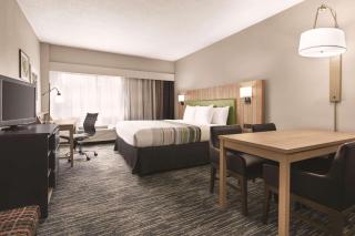 Country Inn & Suites by Radisson, Williamsburg East Busch Gardens , VA - Williamsburg - 2