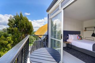 Urban Lounge Sleepery, SureStay Collection by BW - 1