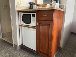 Country Inn & Suites by Radisson, Appleton North, WI - Little Chute - 2