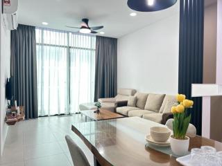 Jeff & Ricky Homestay100 @ Yarra Park - Kuching - 0