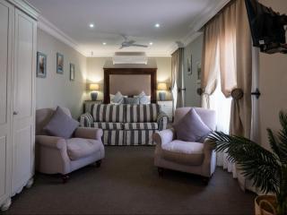 Familia Guesthouse & Boutique Hotel - 2