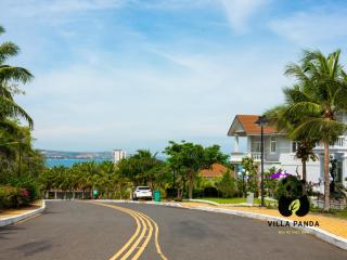 Villa Panda at Sea Links Golf Resort - Mui Ne - 1