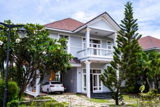 Villa Panda at Sea Links Golf Resort - Mui Ne - 2