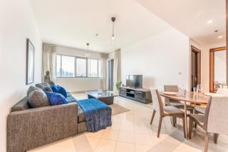 1BR Golf Towers 2 by PK Holidays - 7