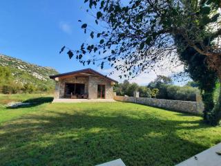 Orahovo stone vilas - 2