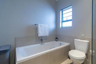 Baywest Stay - Gqeberha - 1