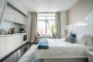 Tribeca studio w elevator nr world trade center NYC-1357 - 0