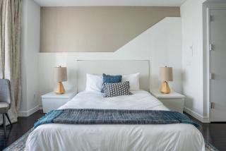 Tribeca studio w elevator nr world trade center NYC-1357 - 4