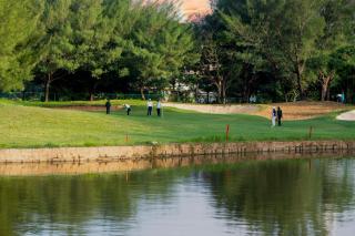 Clover Greens Golf Course & Resort - Attibele, Hosur - 9