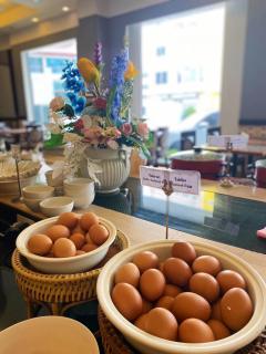 Mayflower Grande Suite Hotel - Phitsanulok - 7