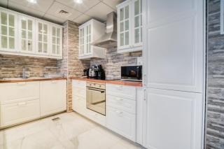 300m From The Beach - JBR Apartment with Sea & Dubai Eye Views - Dubai - 7