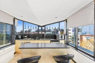 Kokopelli Wollongong Iconic CBD Deco Penthouse 360 Degree Views Parking - Wollongong - 3