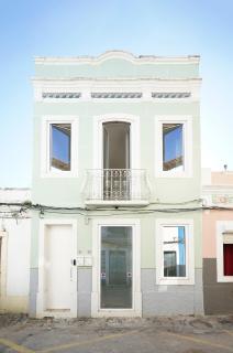 Upstairs Apartment in Mint house - Beach nearby, Balcony and Electric standing desk for remote work - Setúbal - 8