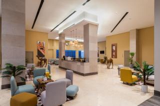 HDB Financial District - 4