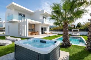 Martinis Villas - Kremasti - 8