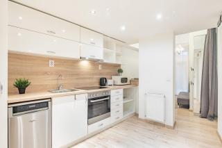 Central and Cute with 3 rooms and AC - Budapest - 3