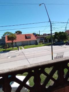 Económico dos ambientes ,4 personas, 4 CUADRAS DE LAS PLAYAS,PUNTA MOGOTES - Mar del Plata - 1