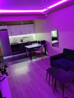 Двухкомнатная кватира с видом на горы - 1