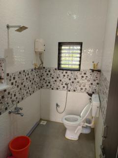 SHRISHAILAM FARM AND YATRI NIWAS - Akalkot - 1