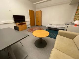 Office House Services 210 - 3