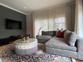 SIX ON WILGE - Joanesburgo - 2