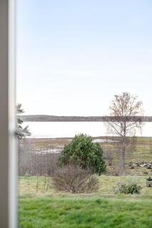 Guestly Homes - 4BR Serene Villa with Garden - Nyköping - 6