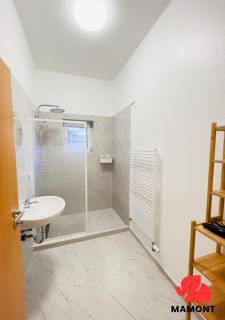 Schöne, große Monteurwohnung - Brema - 2