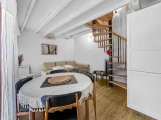 Refuge Montagnard - Terrasse et Local à Ski ou Vélo - 5