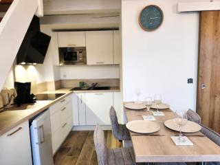 A 150m du port, Le Baia, tout à pied - 1