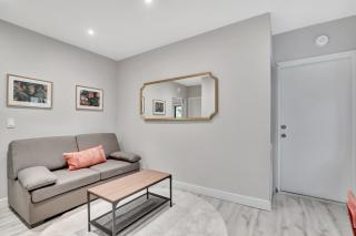 Condo Right off Las Olas Steps to FTL Beach 1A - 6
