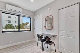 Studio Right off Las Olas - Steps to FTL Beach 2B - 2
