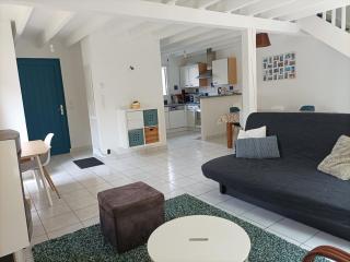 761 - Maison individuelle, dans une résidence privée avec piscine, disposant d'un jardin plein sud sans vis-à-vis - Erquy - 8