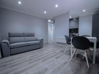 City Walk Apts - Dublin - 2