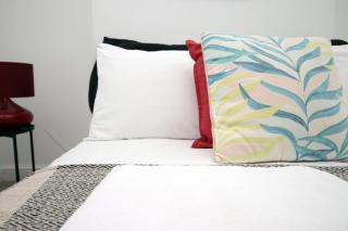 Garden | Parking | 4BR - Newport - 1