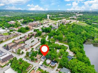 Third Street Retreat - Branson - 8