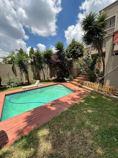 An elegant stay away from home - Joanesburgo - 0
