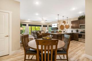 Lakeshore Getaway - Branson - 1