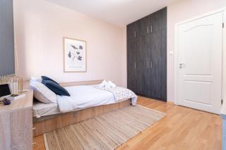 Comfortable 2BR Urban Getaway in City Center - Plovdiv - 7