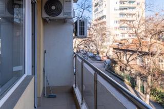 Comfortable 2BR Urban Getaway in City Center - Plovdiv - 5