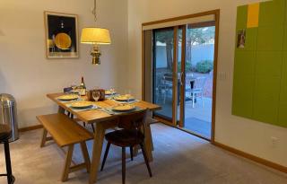 A quiet, stylish and cozy retreat. - Page - 8